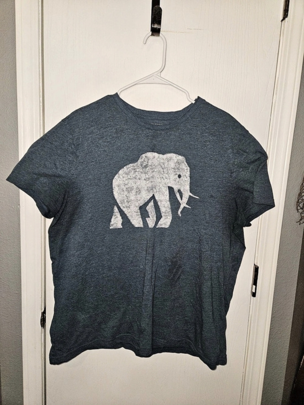 Banana Republic Graphic Short Sleeve Tee XXL Gray